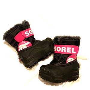 SOREL Toddler snow boots - black and pink